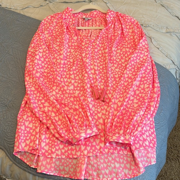 Darling Women’s Hearts Blouse - Picture 11 of 11